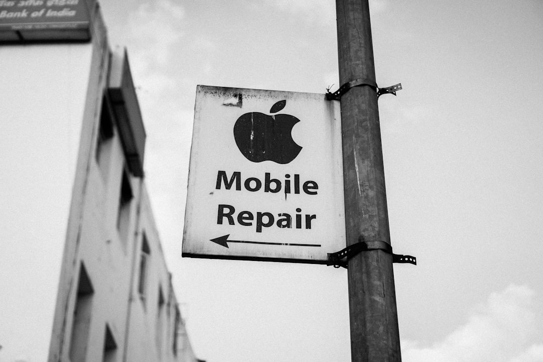 Apple Targets Business Users Amid iPhone Growth Slowdown