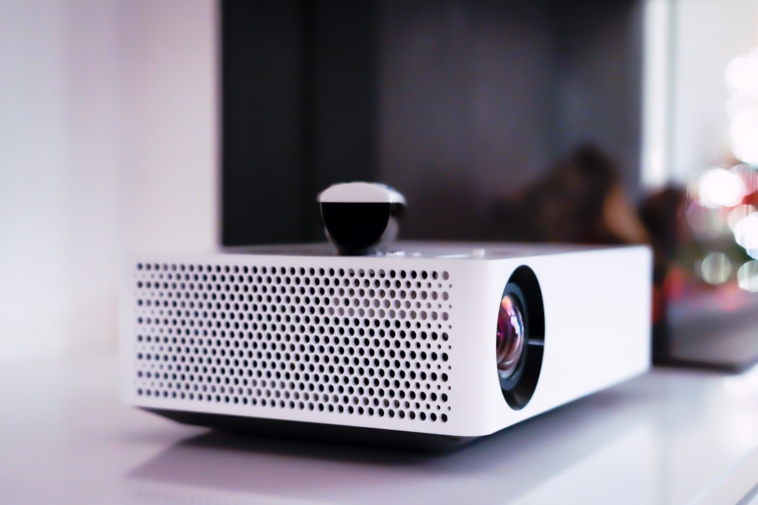 JMGO’s N3 Ultimate projector is the new portable 4K champ