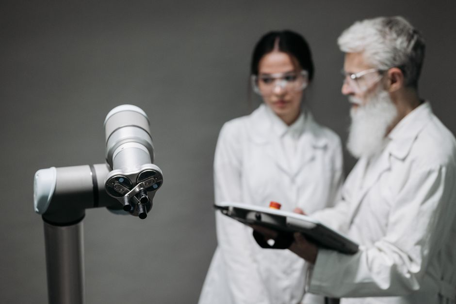 US and China Compete for AI Dominance Amid Safety Concerns