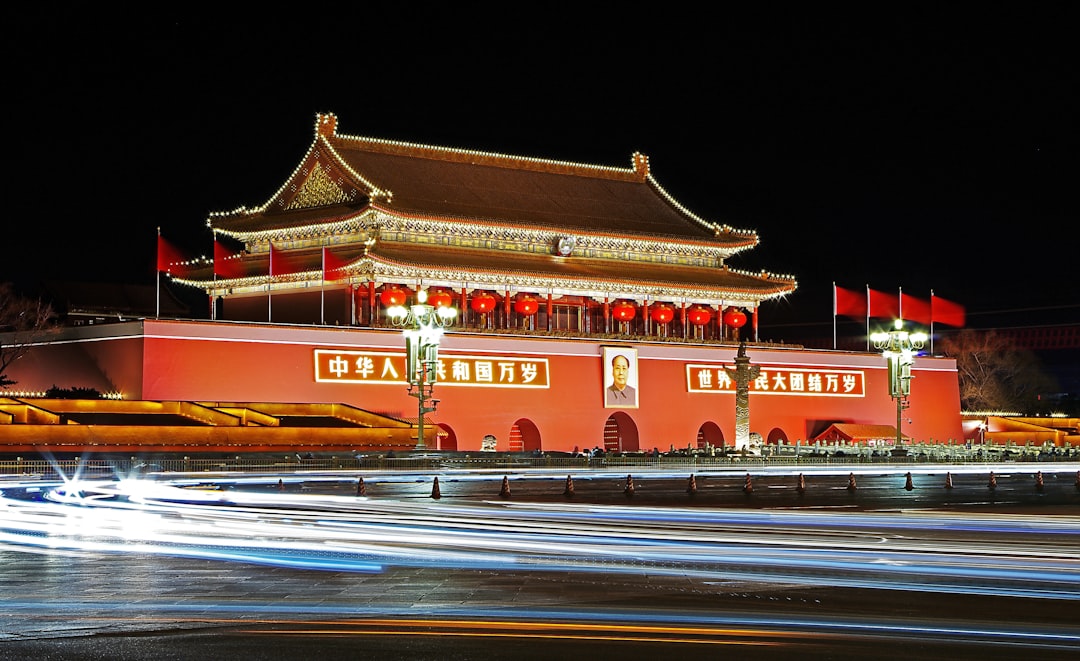 US and China Compete for AI Dominance Amid Safety Concerns
