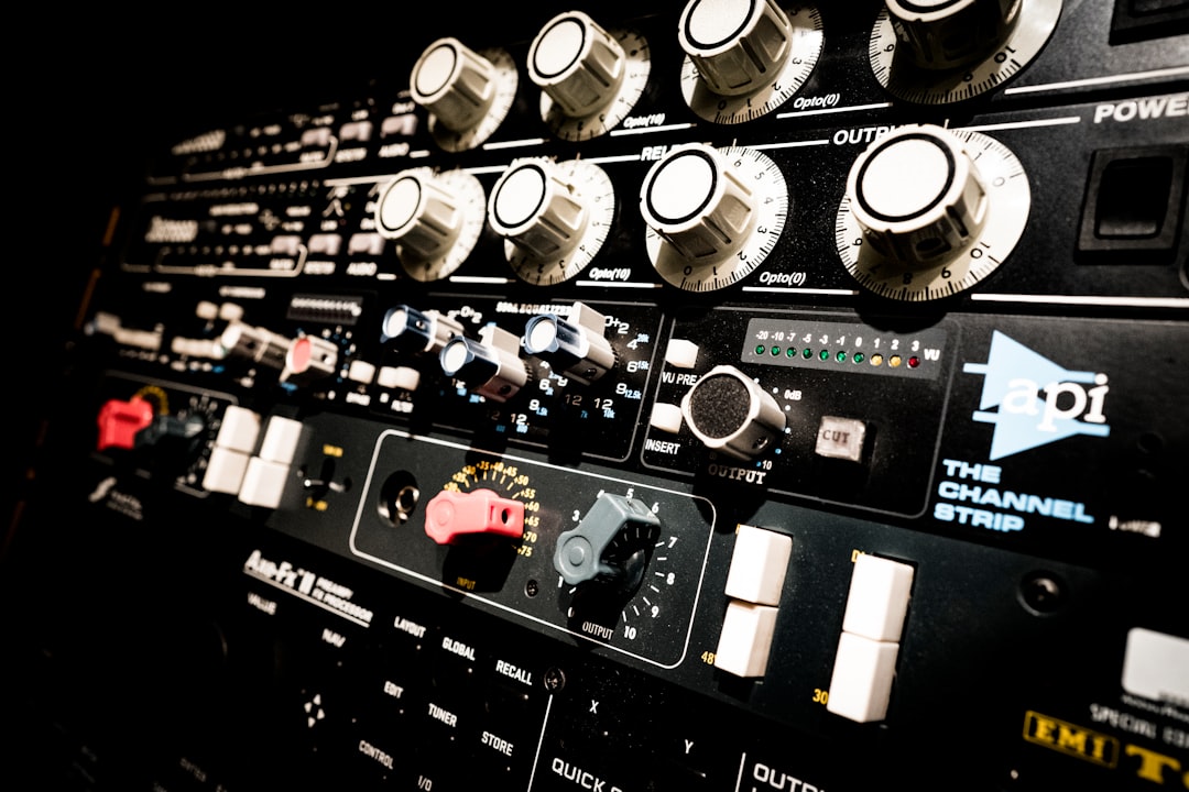 Lunacy Audio Nova Launches Marketplace for AI Music Plugins