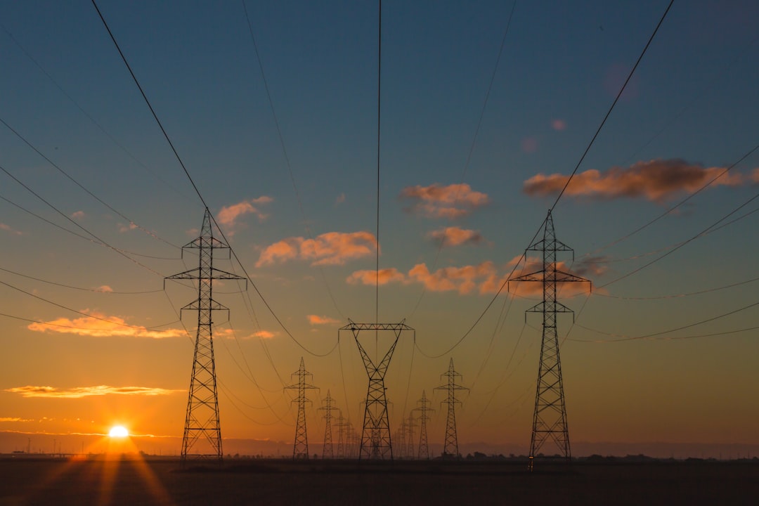 Off-Grid AI Power Startups Surge with Anthropic Funding