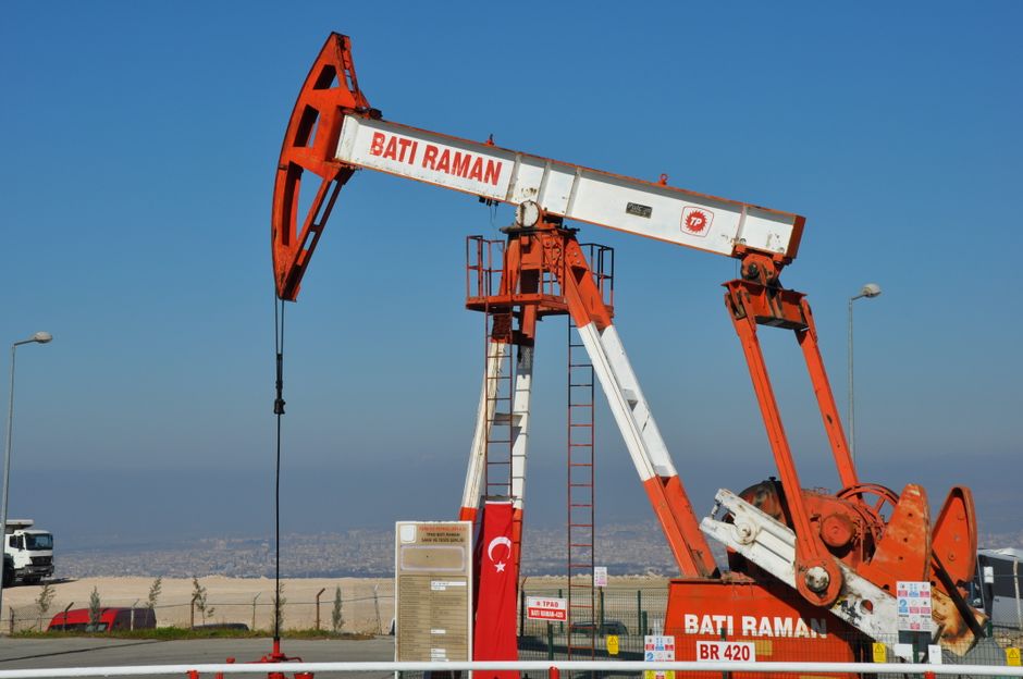 Oil and Gas Prices Surge Amid Middle East Shipping Attacks