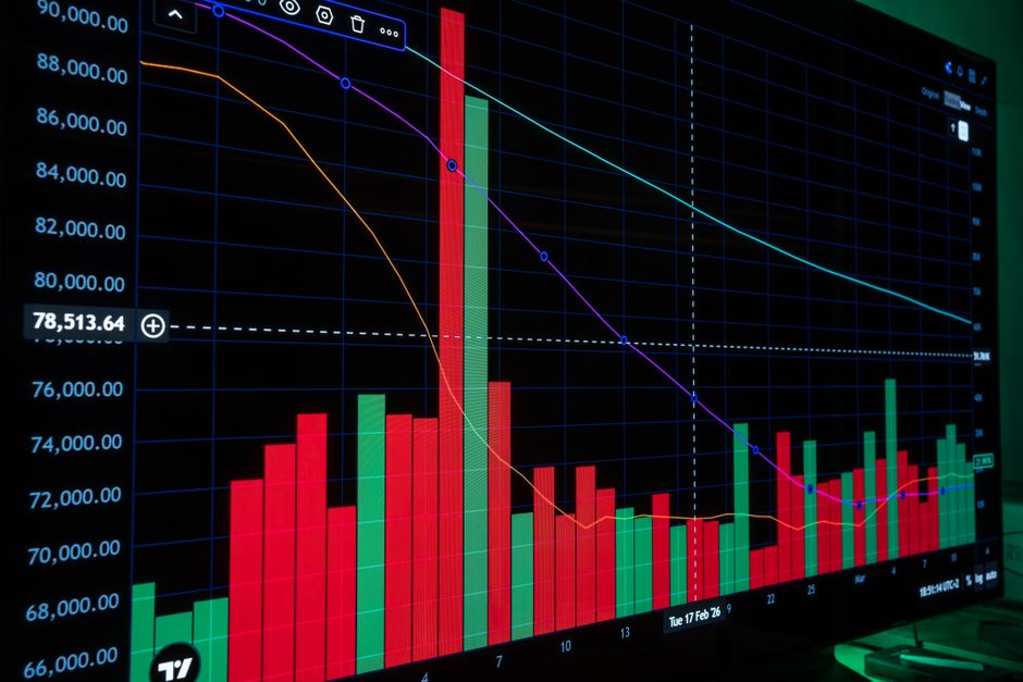 Robert Rubin Warns AI Boom Carries Risks for US Economy, Markets